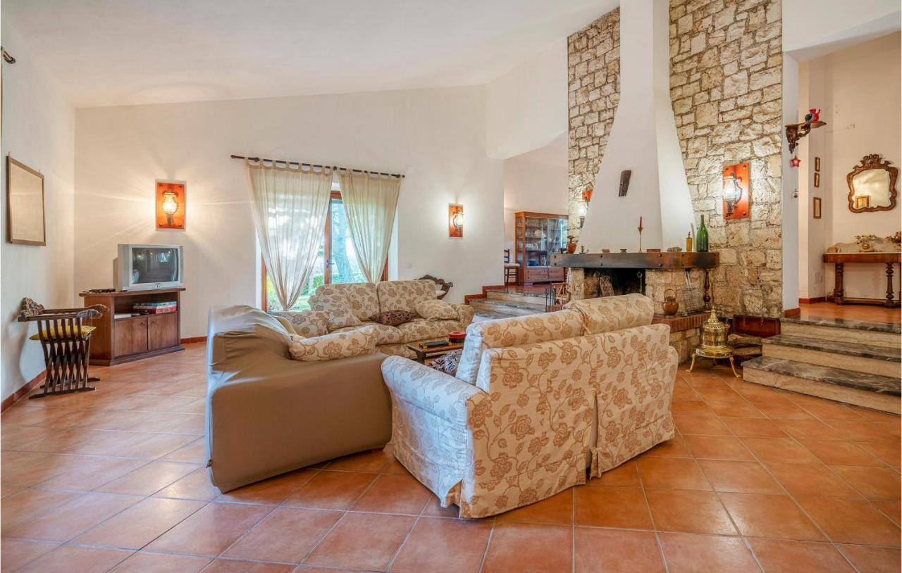 Amazing Home In Saturnia With Wifi Bagian luar foto